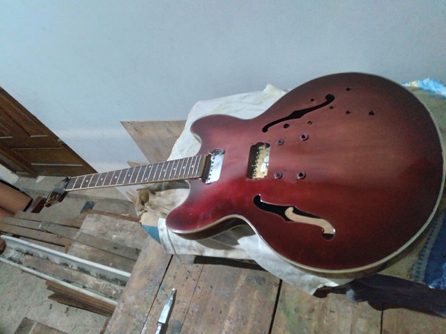 Pinturas em instrumentos  - Foto 5
