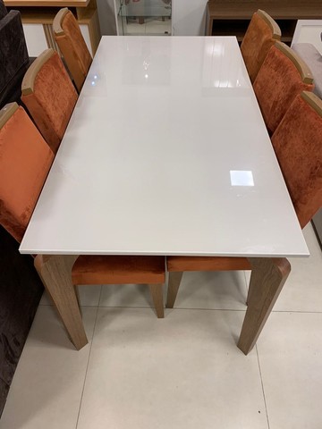 Mesa de Jantar Londrina com 6 Cadeiras Imbuia Off White Rufato