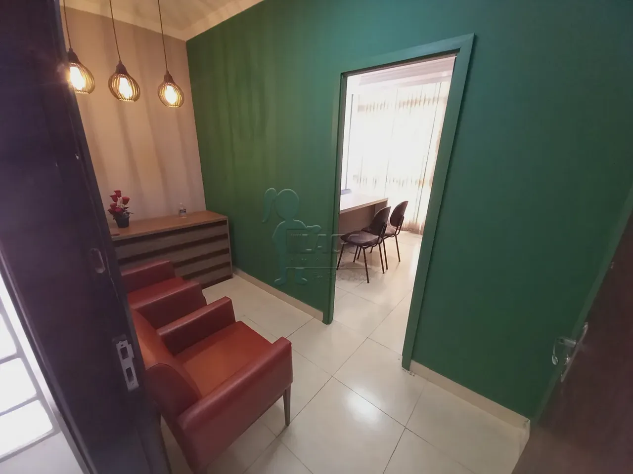 Sala comercial de 26m² mobiliada para venda e locação - Centro