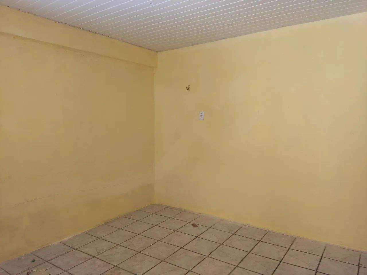 Casa para aluguel possui 100 metros quadrados com 2 quartos em João XXIII - Fortaleza - CE - Foto 5
