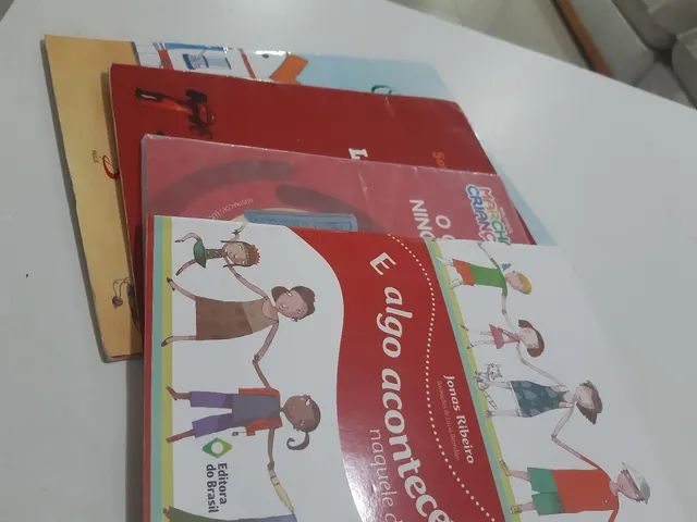 Lote Livros infantis - Foto 2
