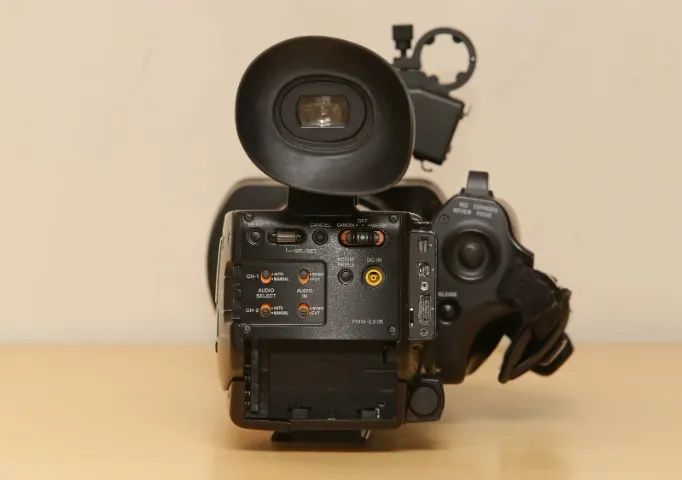 Filmadora Sony Ex-1 R + Acessórios / (saída Hdmi) - Foto 4