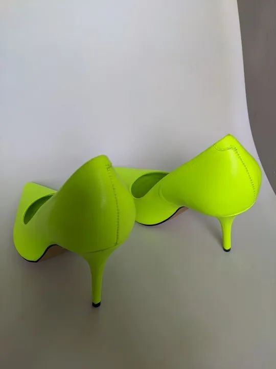 Escarpam AREZZO Verde Limão  - Foto 3