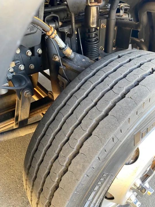 Mb acello. 13 16. Truck. Bau   Ano. 2016. - Foto 8