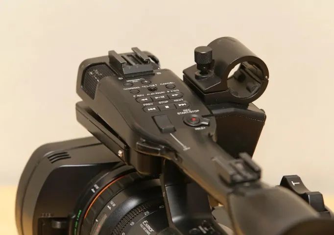 Filmadora Sony Ex-1 R + Acessórios / (saída Hdmi) - Foto 2