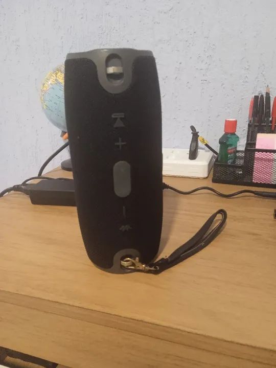 Caixa de som portátil 