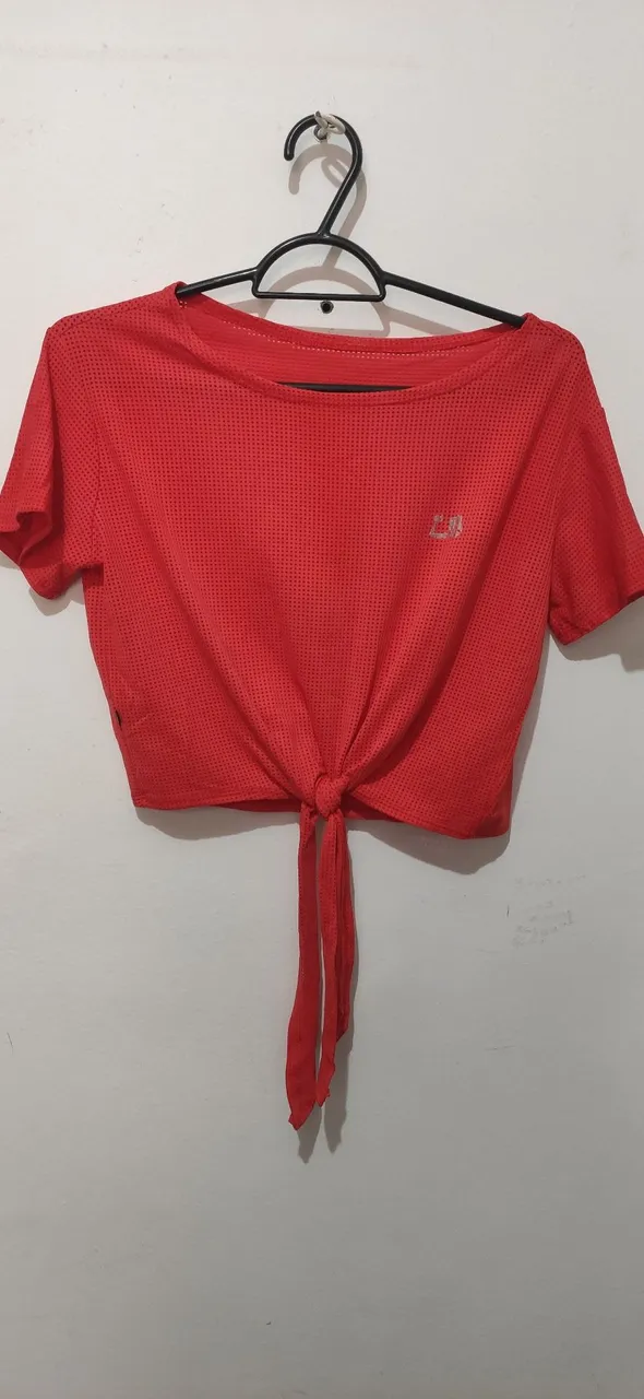 Cropped para academia em poliamida 15 reais cada