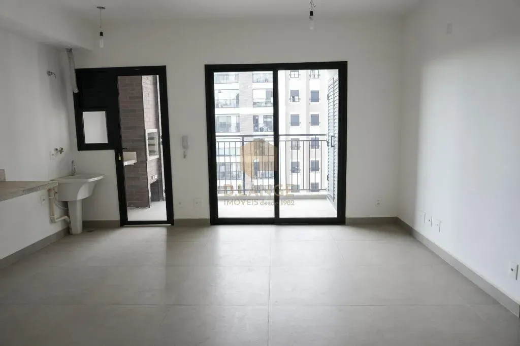 Apartamento à venda no Condomínio Eco Genebra no Swiss Park em Campinas.