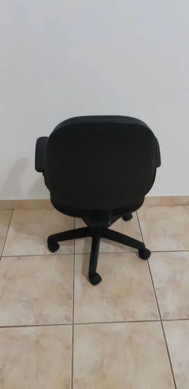Cadeira executiva tescaro  - Foto 3