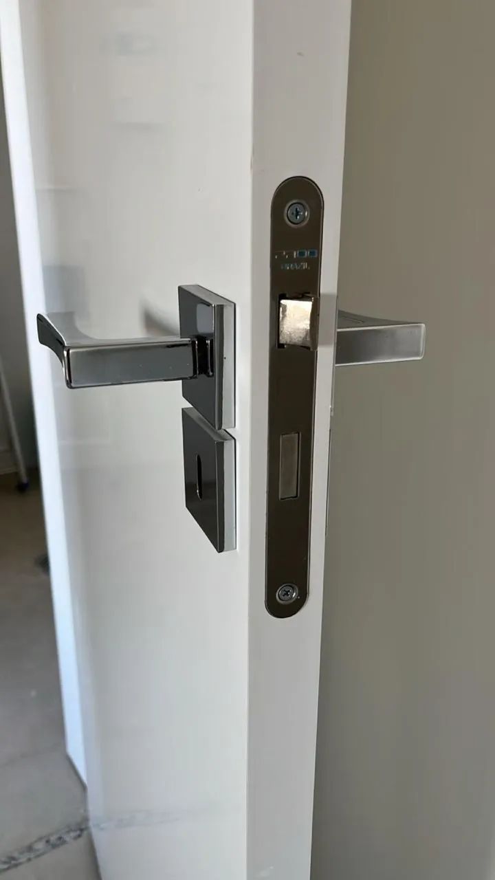 Portas semi novas nunca usadas64166891429761121