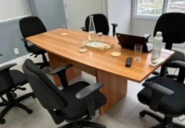 Mesa de reunião