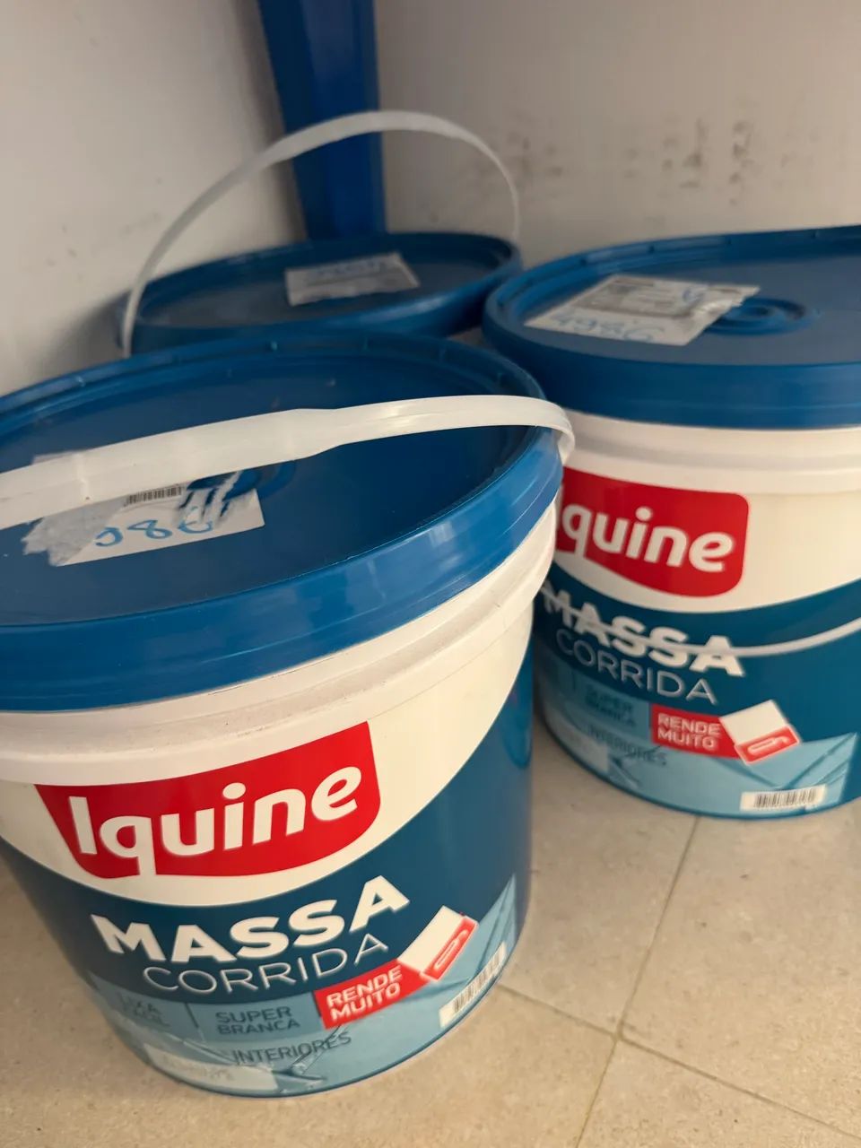 Iquine Wall Putty