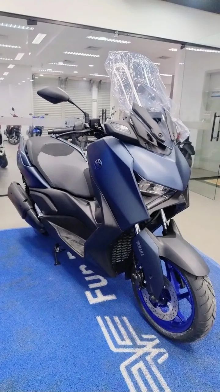 XMAX 250cc CONNECTED 2025 - Foto 4