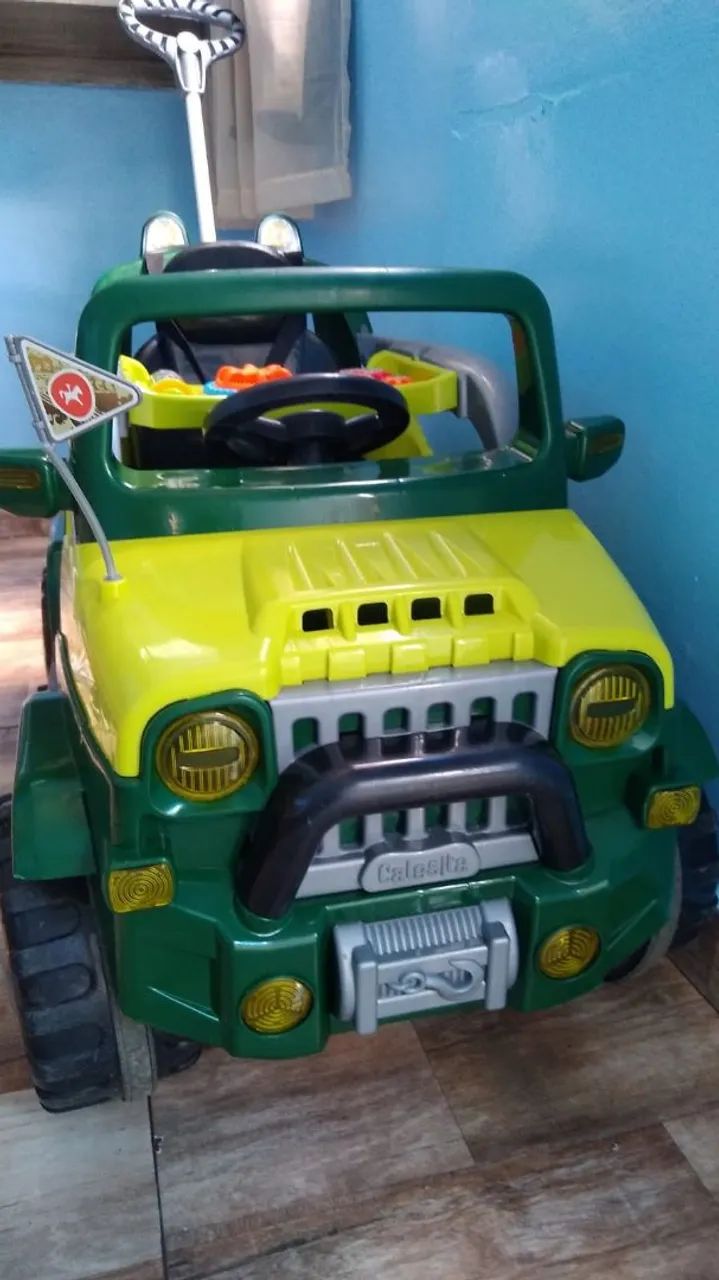 Carro de Brinquedo Infantil