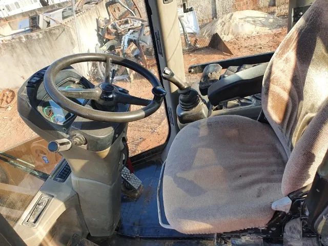 Pá carregadeira case 821E ano 2016 - Foto 6