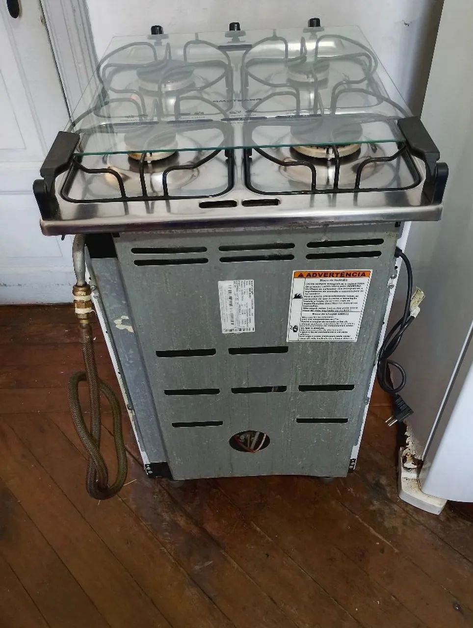 Fogão de quatro bocas com forno da Brastemp - Foto 6