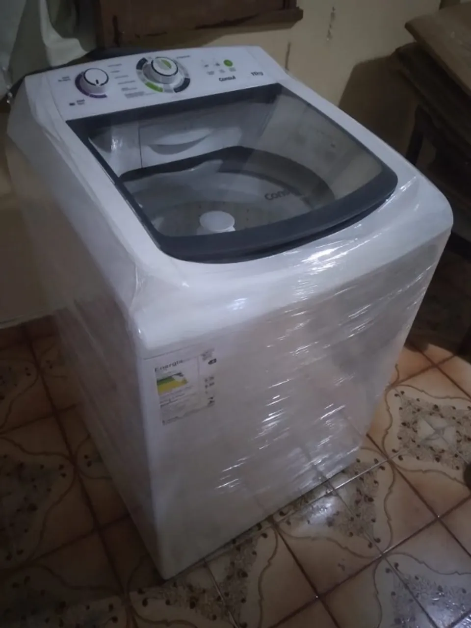 Maquina de lavar Consul 11kg faz tudo,famila toda de roups limpas.entrego act