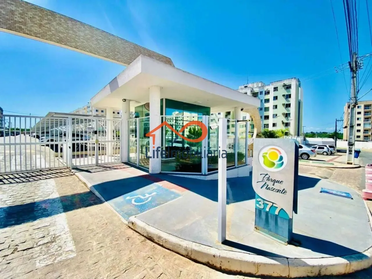 Lindo Apartamento Mobiliado para Locação Condomínio Clube Completo!