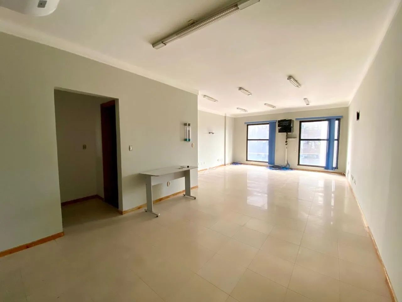 Sala comercial, 48m² no Ed. Metropolitan Tower - Foto 4