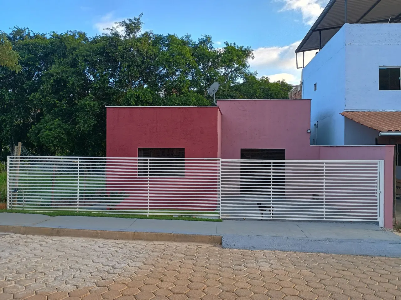 Vendo casa com piscina 