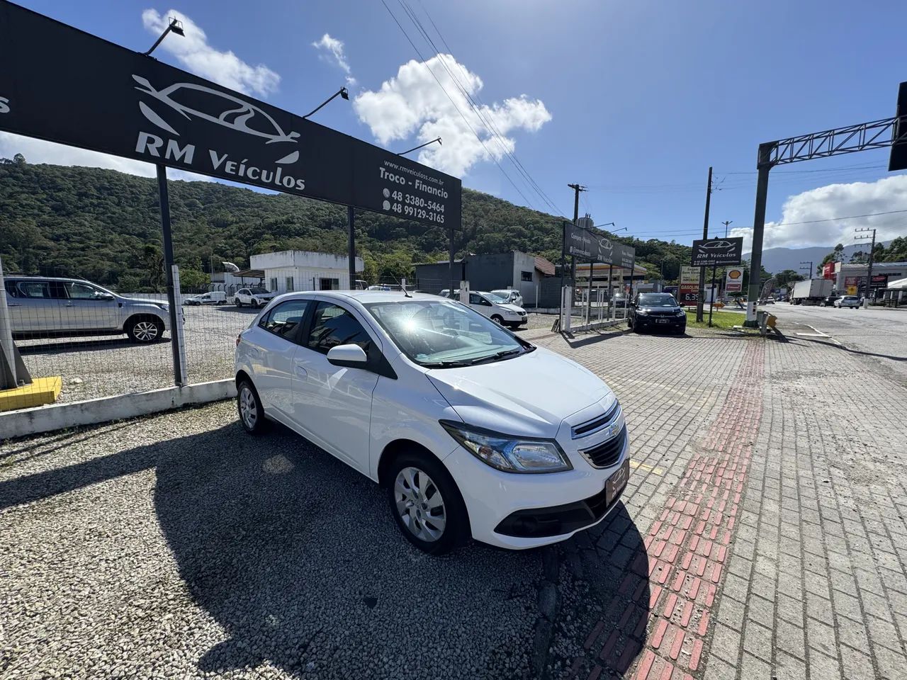 Chevrolet Onix Hatch LT 1.4 8V Flex Power Mec. 4P 2013 - Foto 4