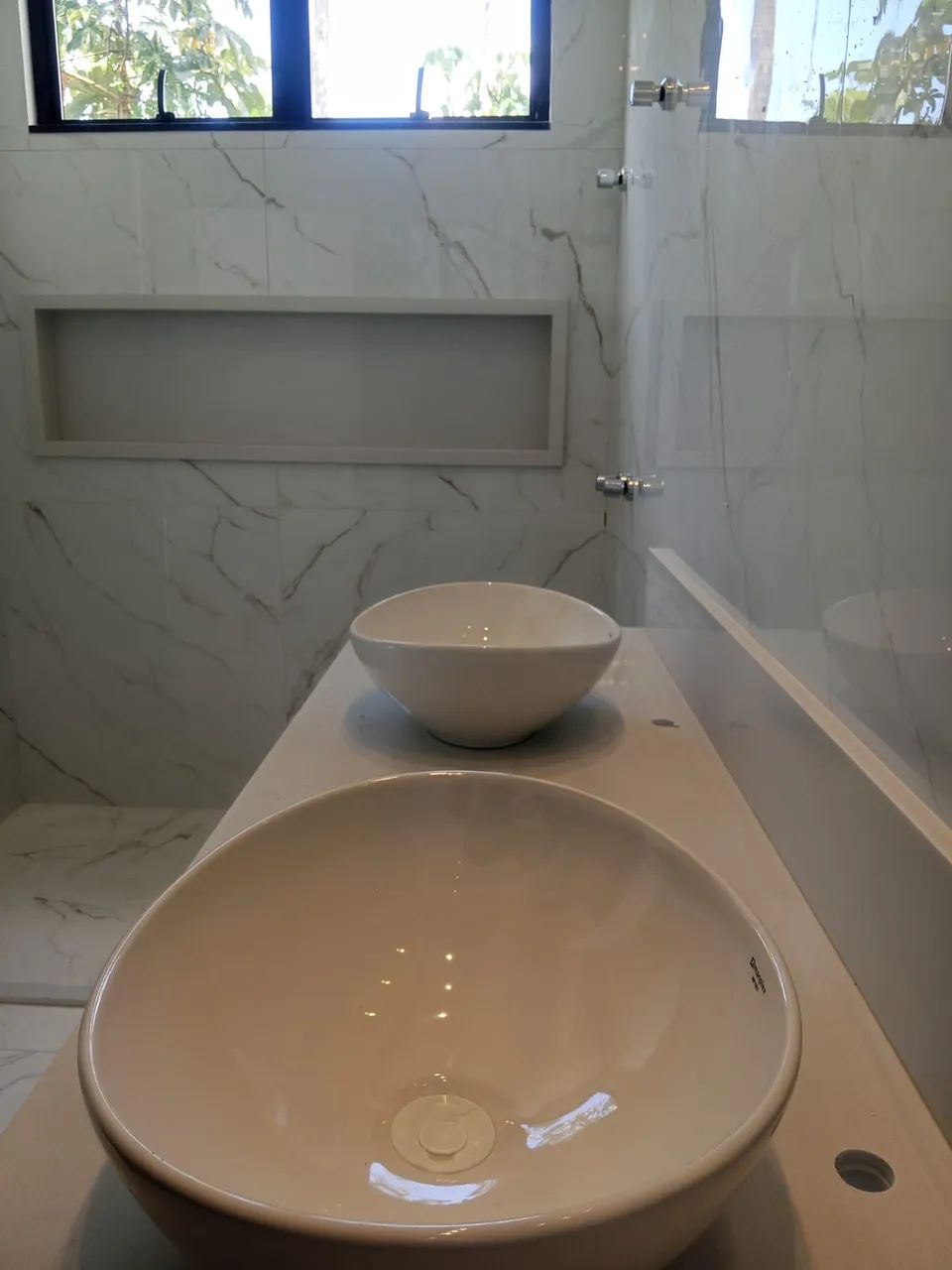 Casa Duplex no Condomínio Alphaville 04 de 311m ²/ 4 Suítes / Piscina com Hidromassagem na - Foto 3