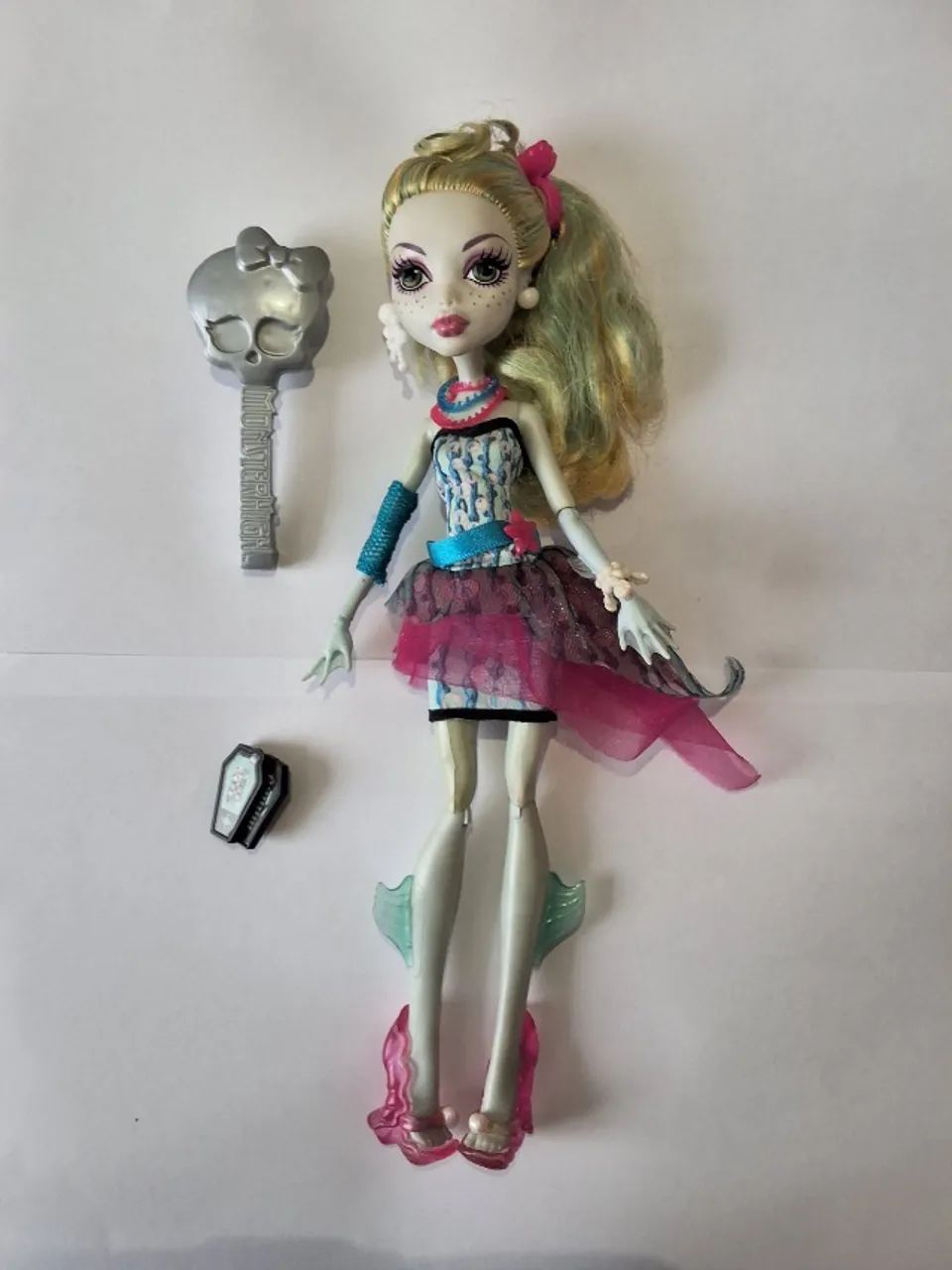Boneca Monster High Lagoona Blue Dot Dead Gorgeous