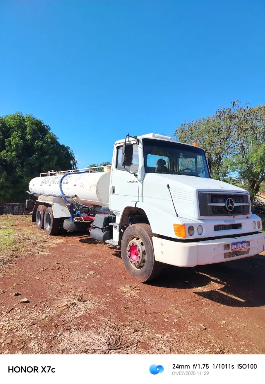 Caminhão Pipa Mercedes 1218