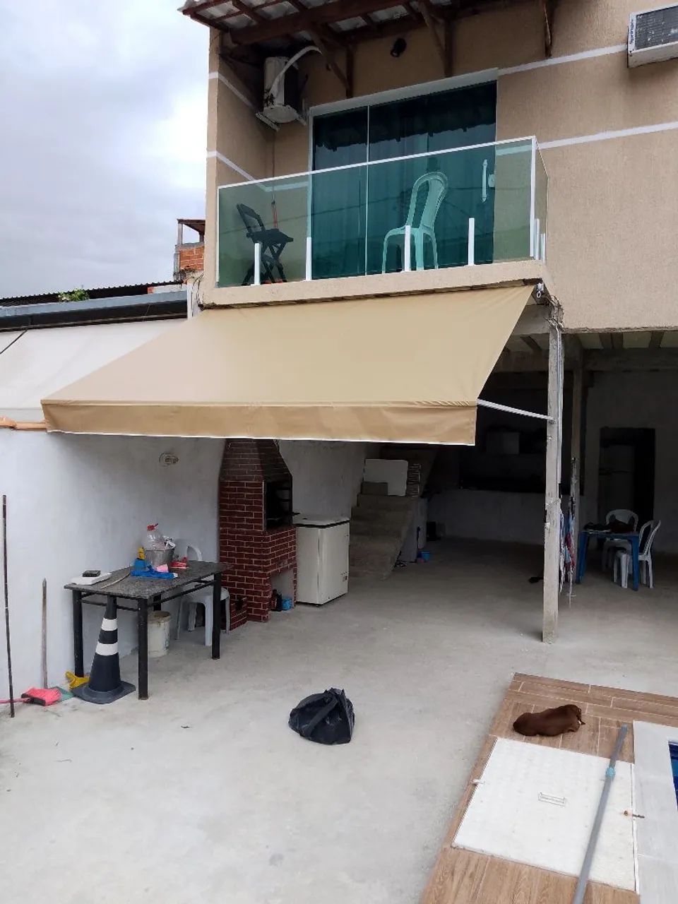 Toldo retrátil 