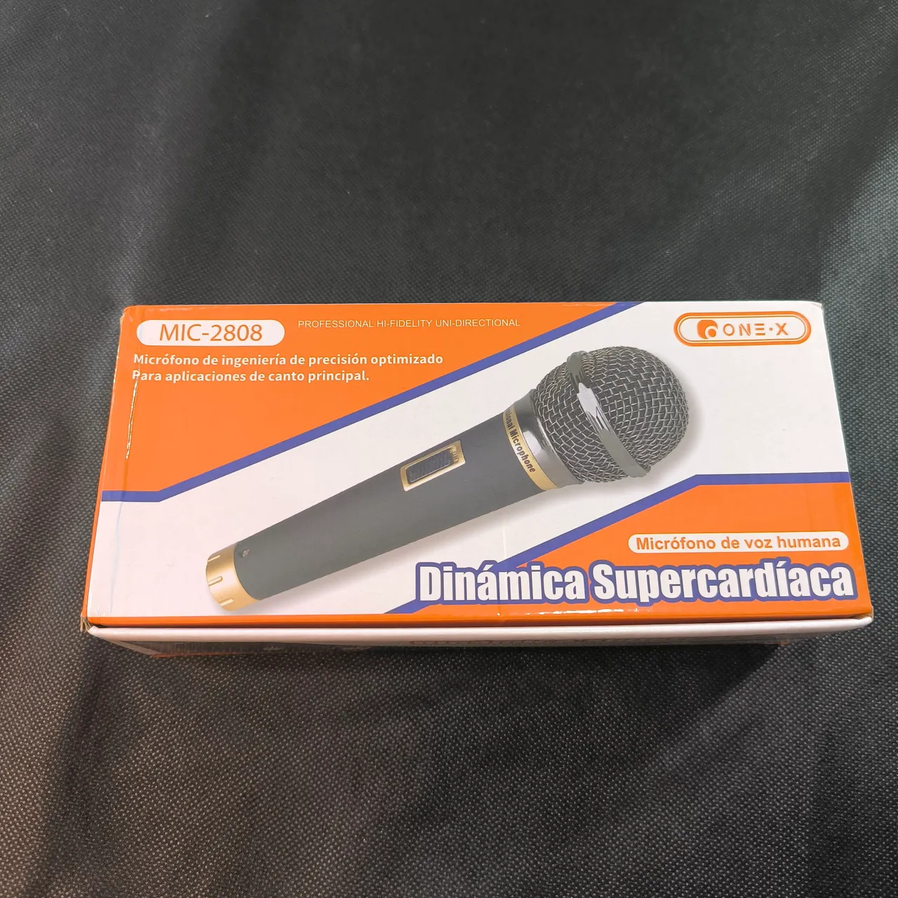 Microfone profissional com cabo XLR/P10