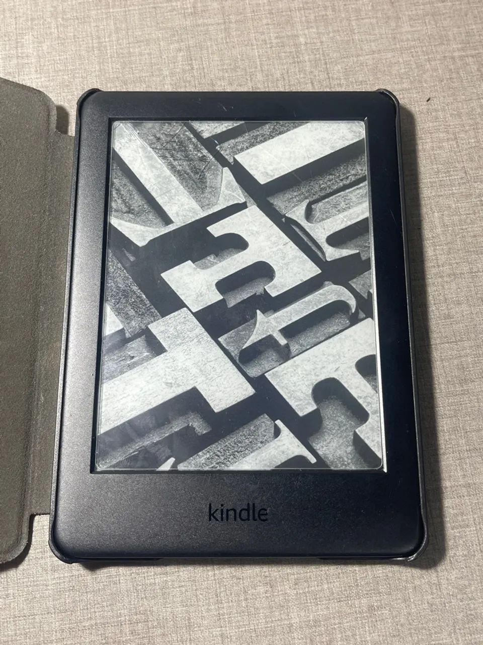 Kindle 10 geração acompanha capinha 