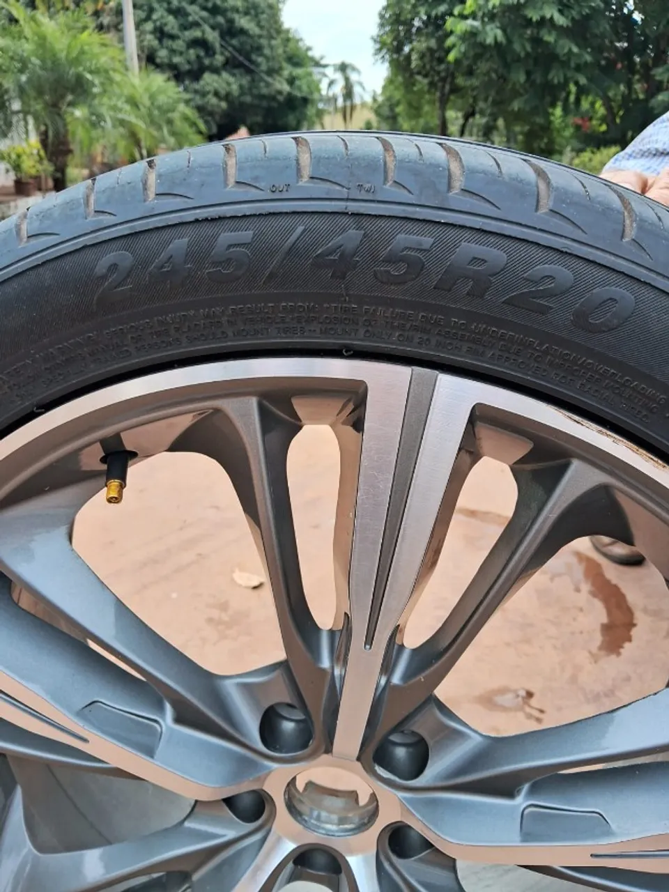Rodas Aro 20 com Pneus - Réplicas BMW X1 (Estilo 741M) - Ótimo Estado!