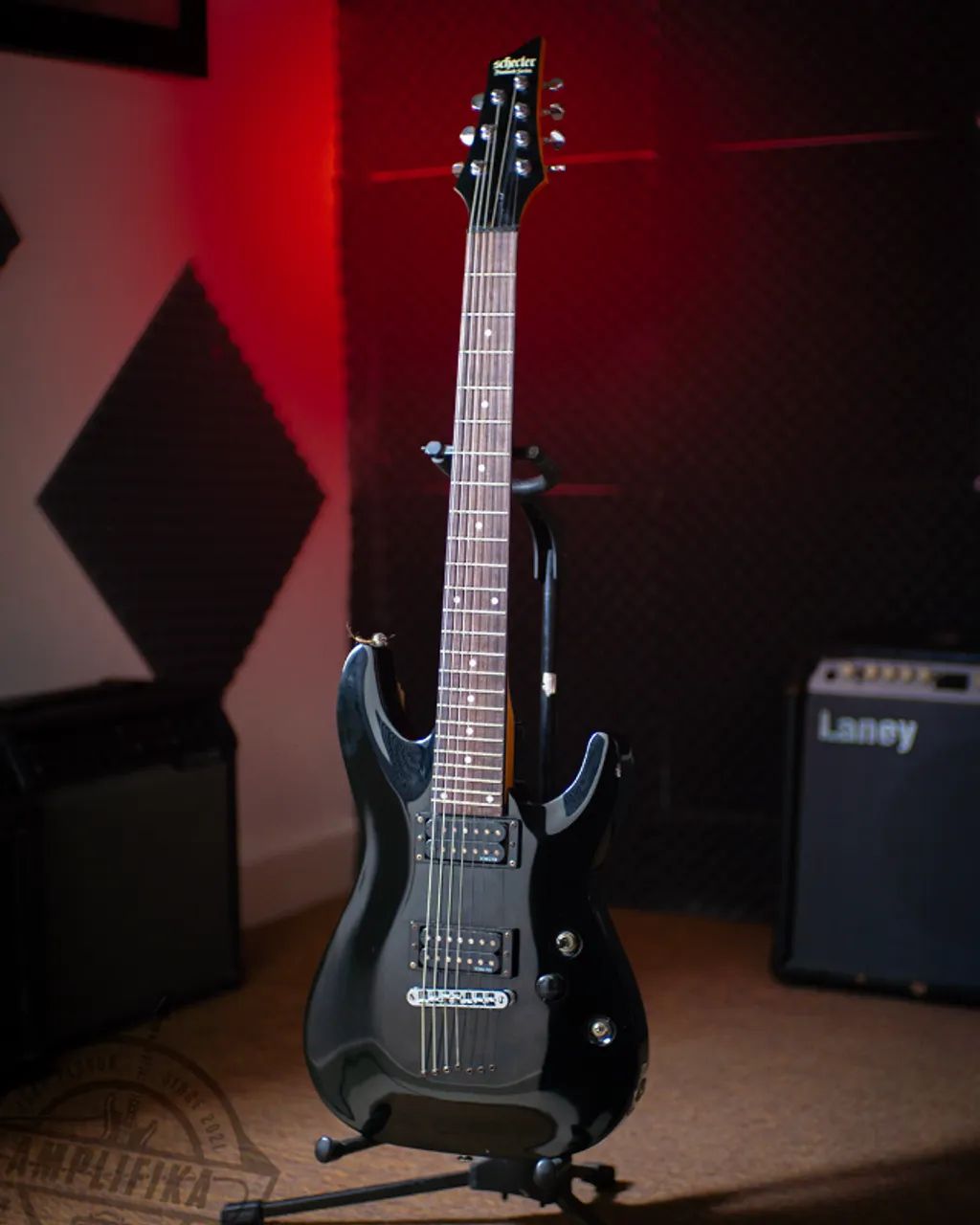 Guitarra elétrica Schecter Omen 7 cordas Diamond Series  (PROMOÇÃO)