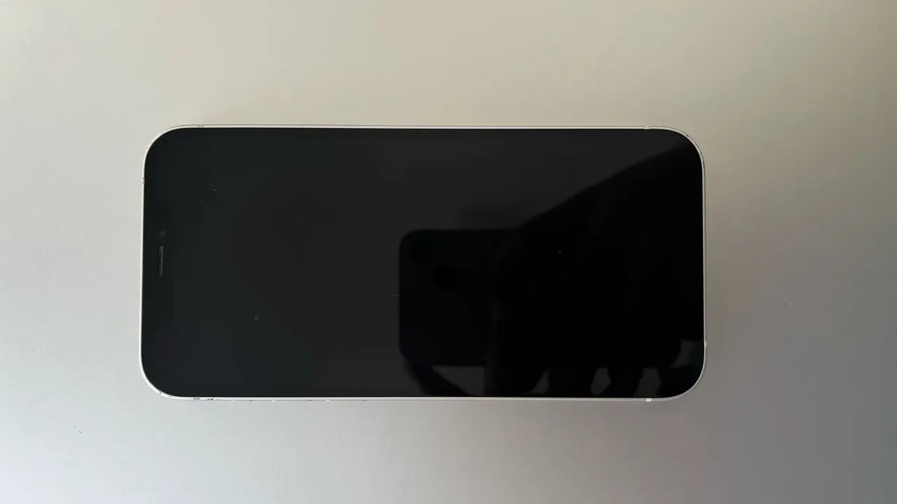 iPhone 12