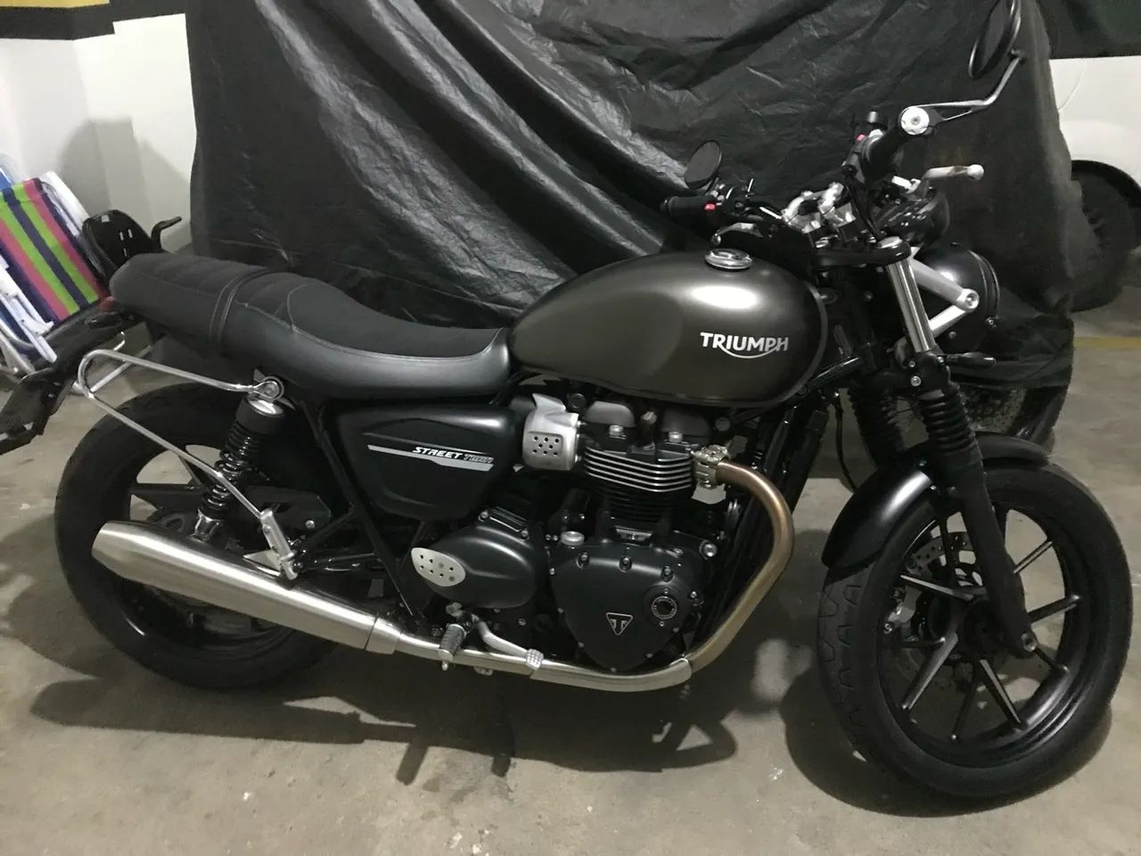 Street Twin Único Dono  - Foto 2
