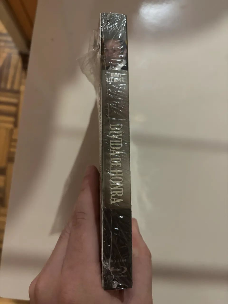 Blu ray divida de honra ( versão da versátil com luva) lacrado - Foto 3