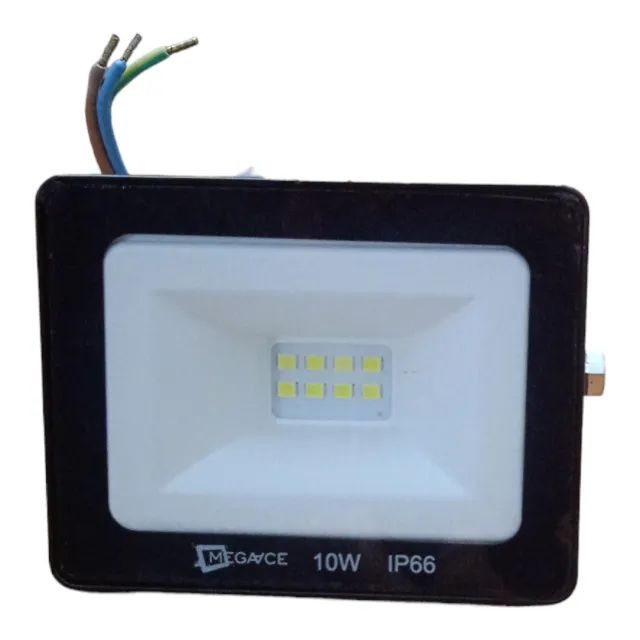 Kit com 05  Refletores 10W IP66 6000k Área Externa Bivolt - Foto 4