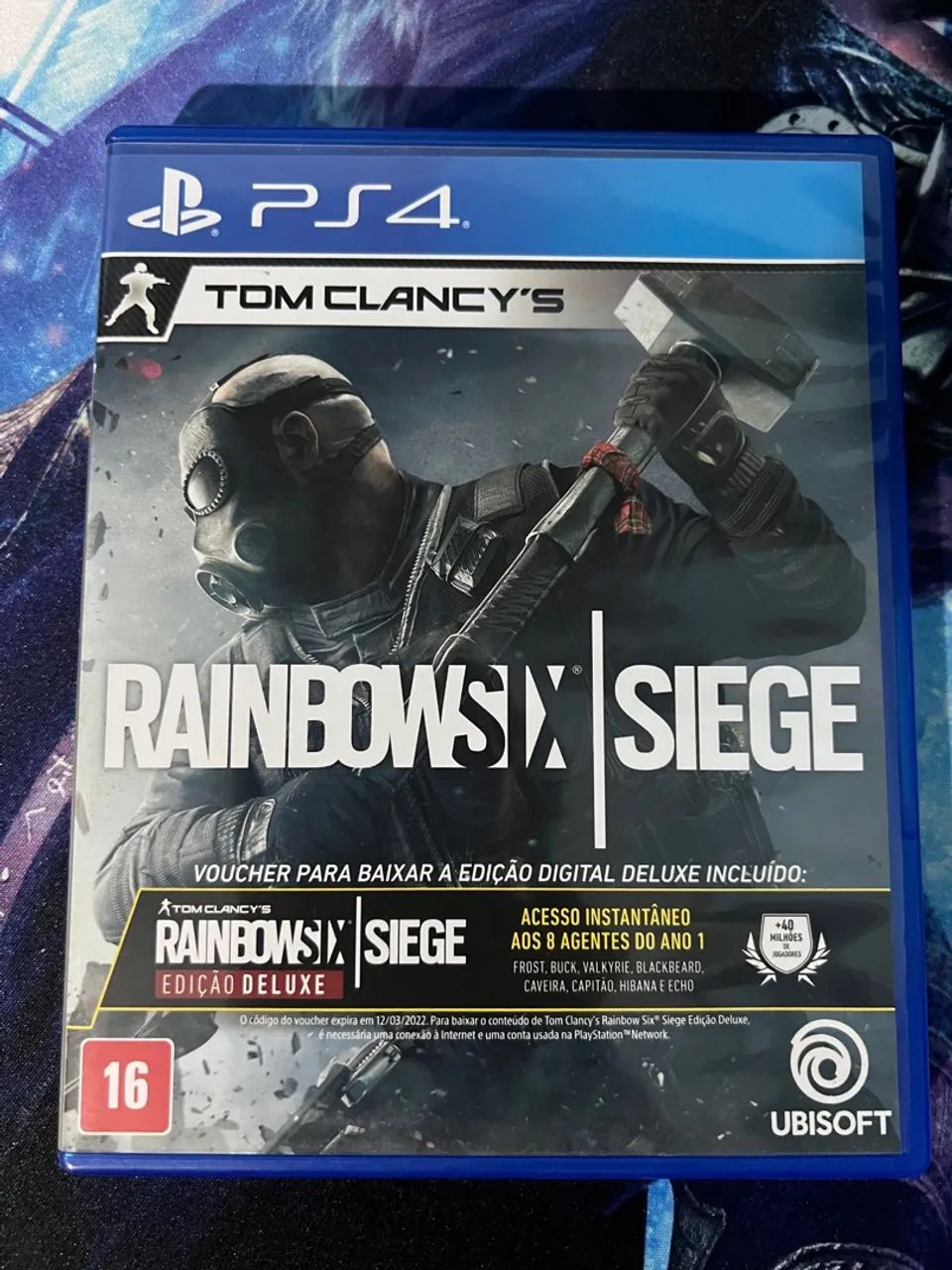 Rainbow Six Siege - Edição Deluxe - PS4