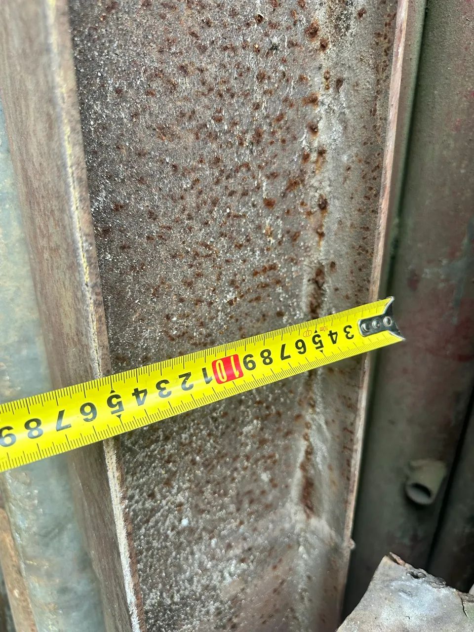 Viga H 4,95mts x 15,5x 10 centímetros de ferro  usada fotos reais aceito oferta  - Foto 6