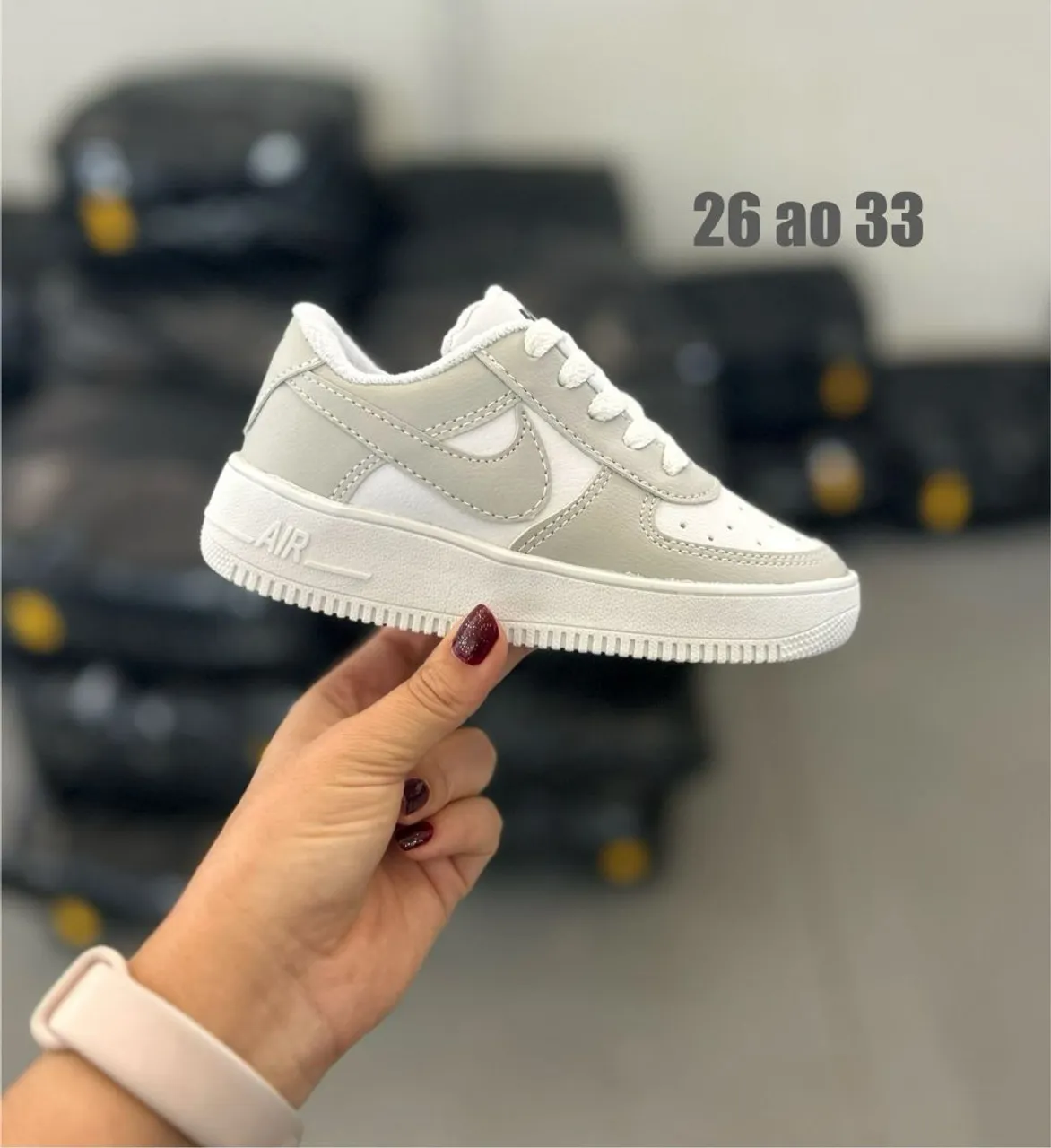 Tênis Infantil Nike Air Force - Cores Neutras