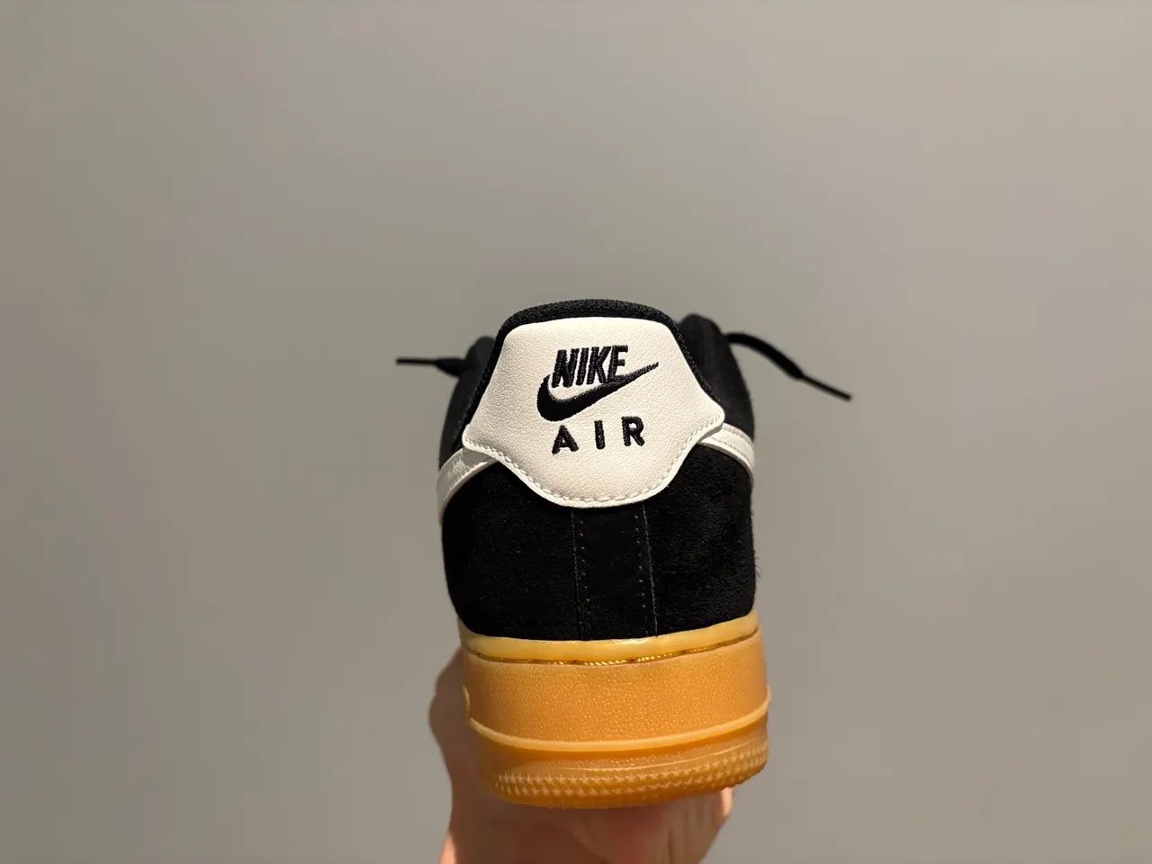 Nike Air Force 1 Low - Tamanho 40 (original) - Foto 2