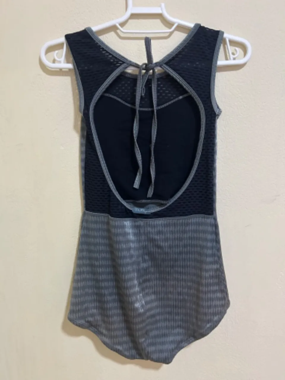 Bory cinza veste P