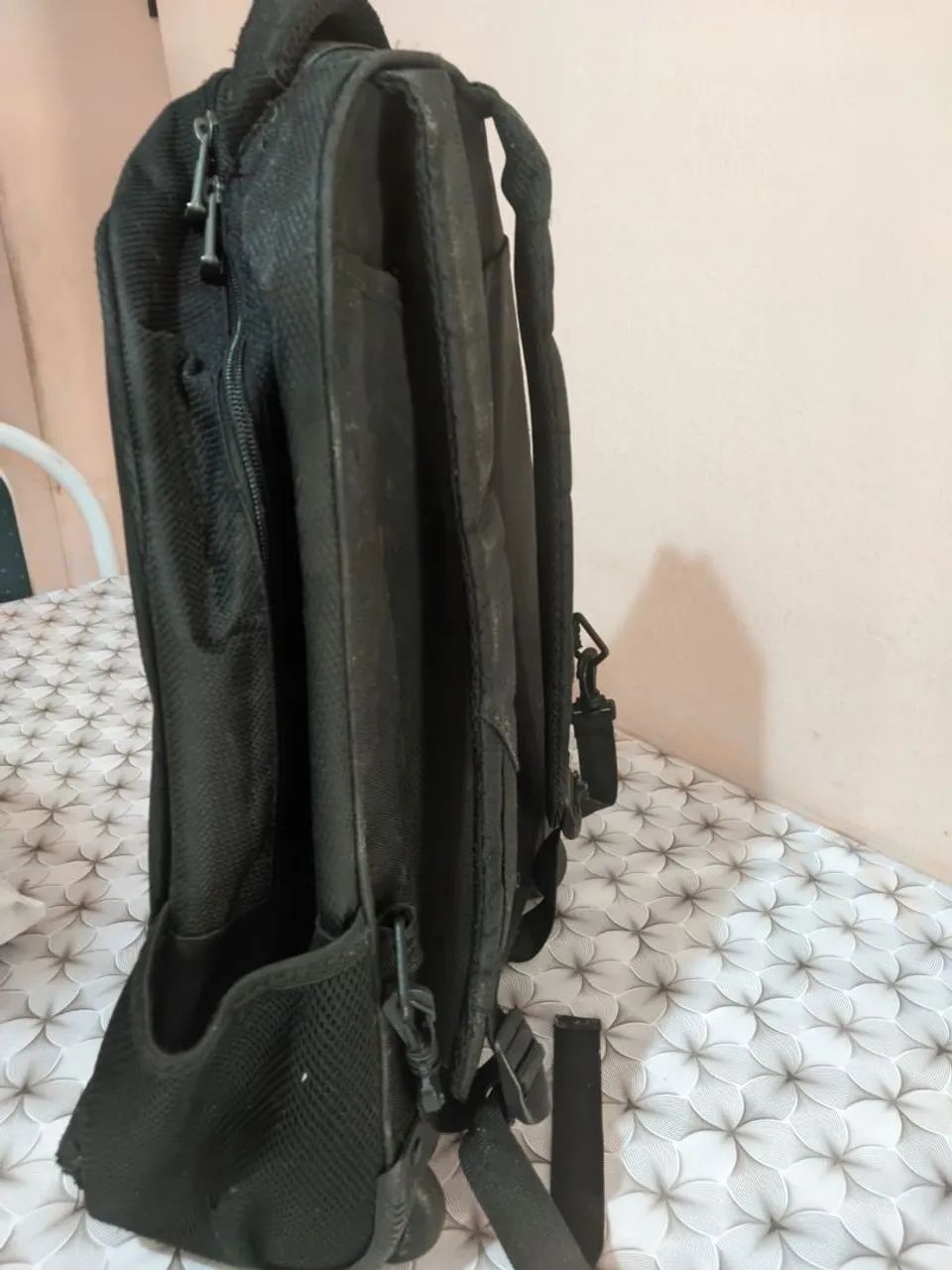 Mochila Preta para o Dia a Dia - Foto 3