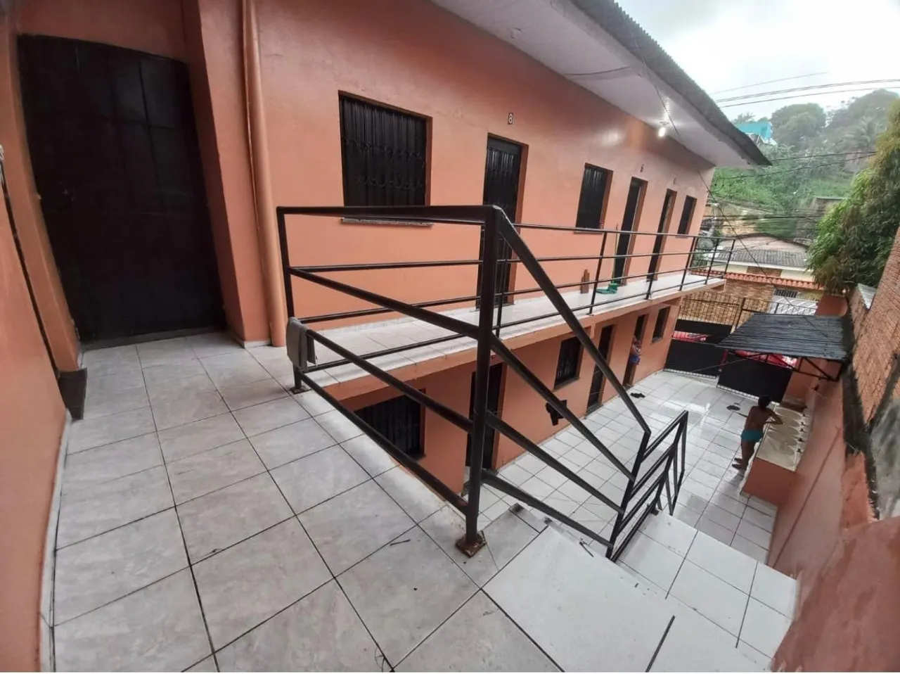Vendo vila com 10 kitnets. Renda de 4 mil/mês