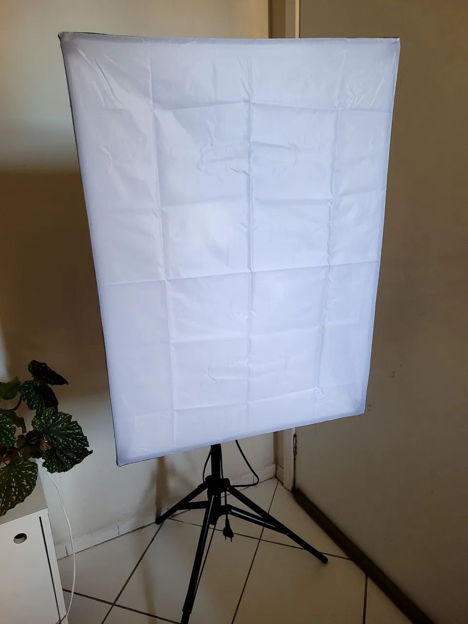 Kit de Iluminação Softbox Proficional 50x70cm Completo com 2 Lâmpadas - Foto 3