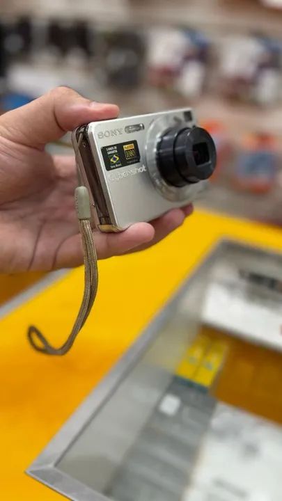 Câmera Digital Sony Cyber-Shot Full HD - Foto 2