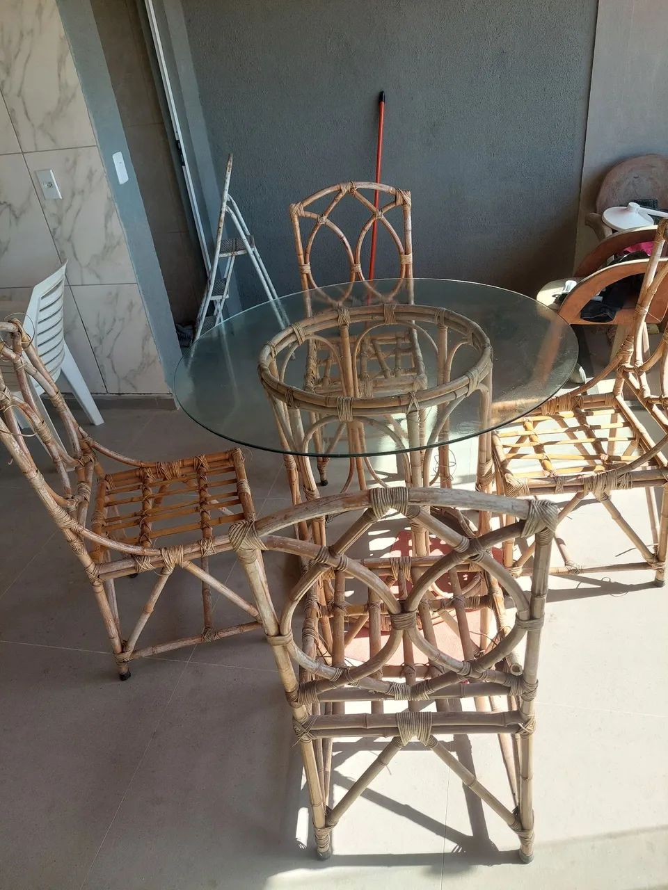 Meda redonda 64961601356290121