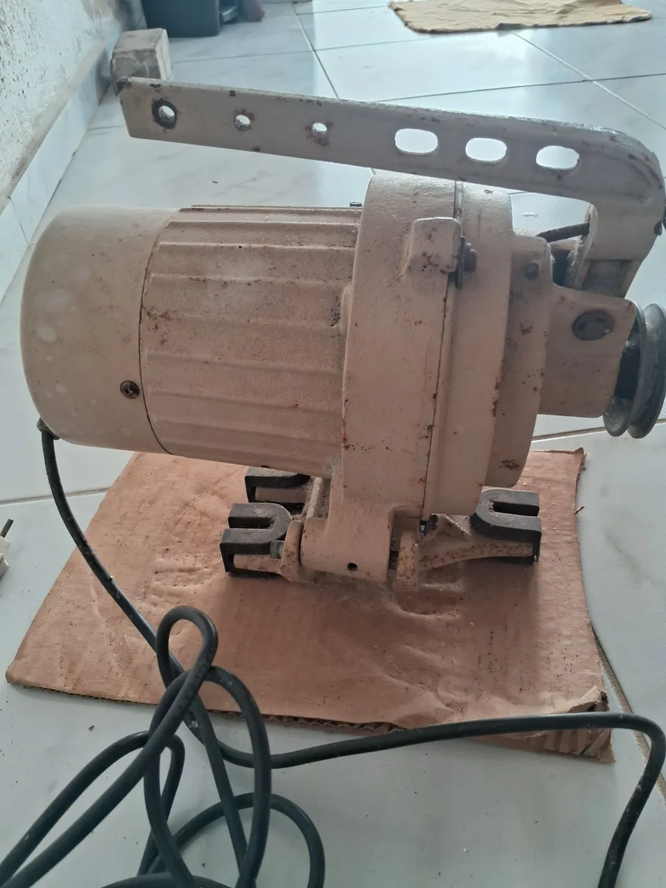 Motor para máquina de costura industrial