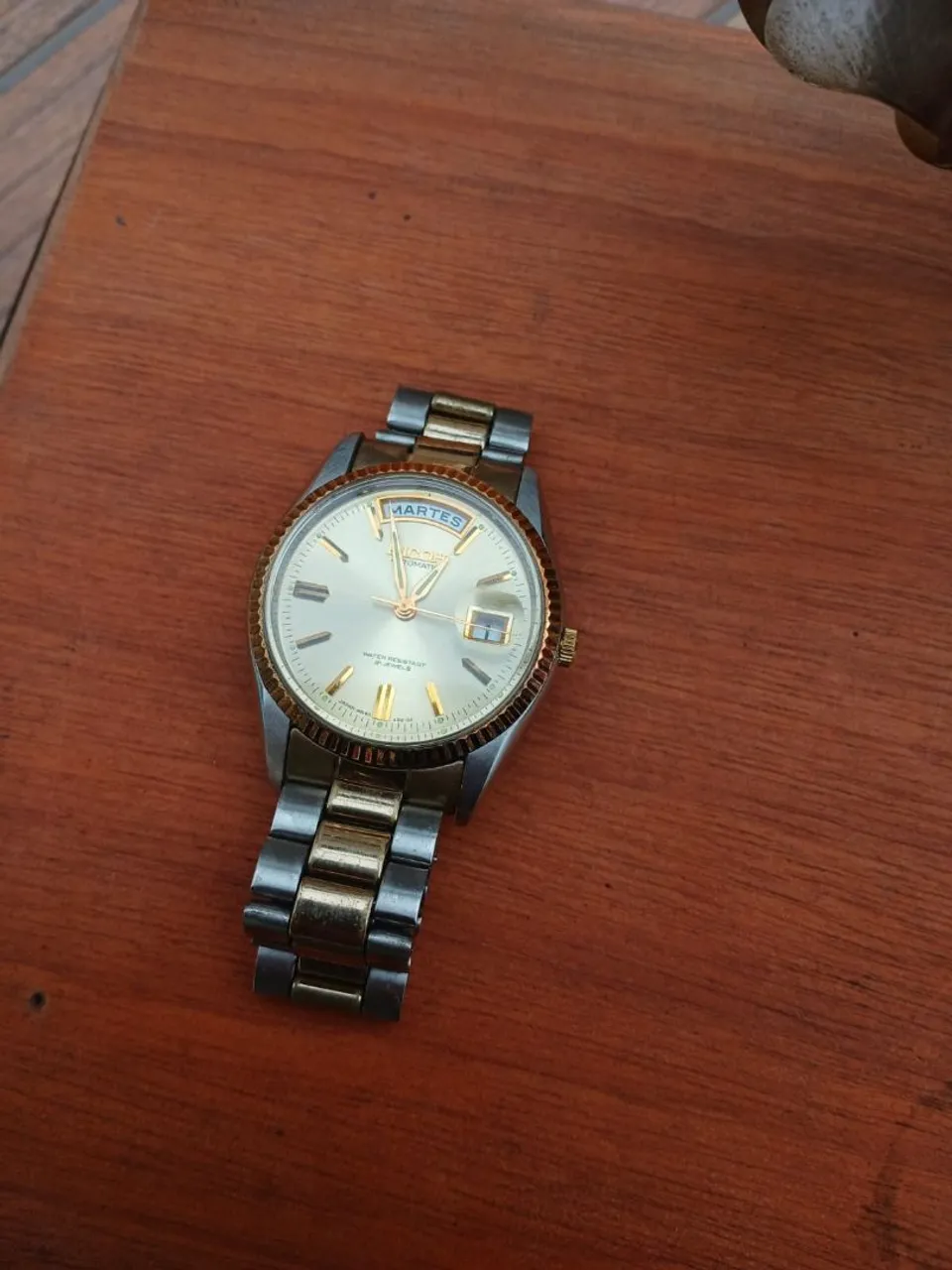 Relógio Vintage Automático Dourado e Prata