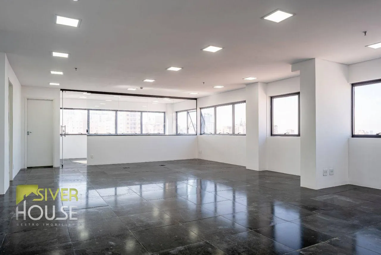 Sala para alugar no metrô São Judas